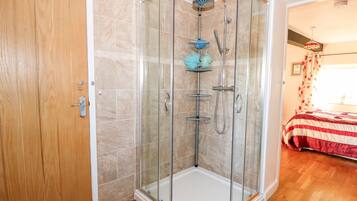 Småhus | Bad | Dusj