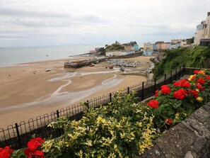 Cottage | Interior - 1 Beachtop Court (Tenby)