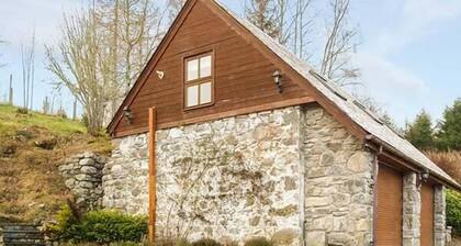 Lakefield Apartment