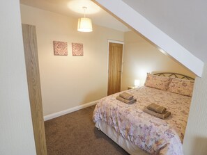 Cottage | 3 bedrooms, individually decorated, individually furnished, free WiFi - Maesdu Cottage (Llandudno)