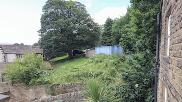 Cottage | Property grounds