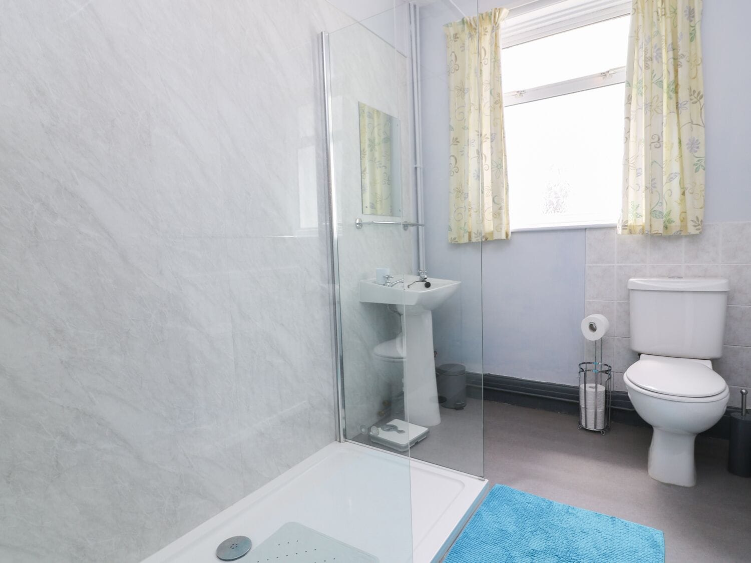 Cottage | Bathroom | Shower