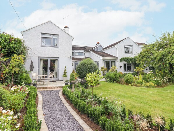 Cottage | Exterior