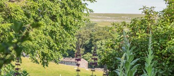 Butts Hill House