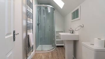 Cottage | Bagno | Doccia