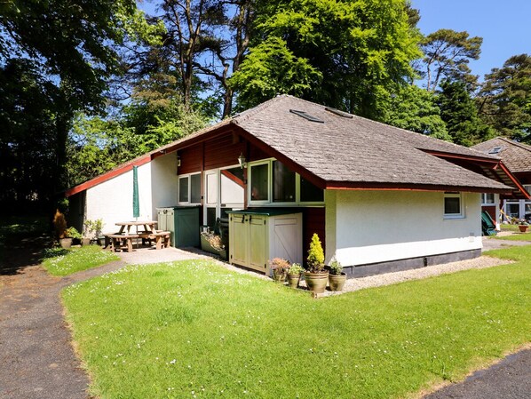 Exterior - Trelessy Lodge (Narberth)