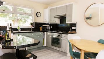 Cottage | Interior