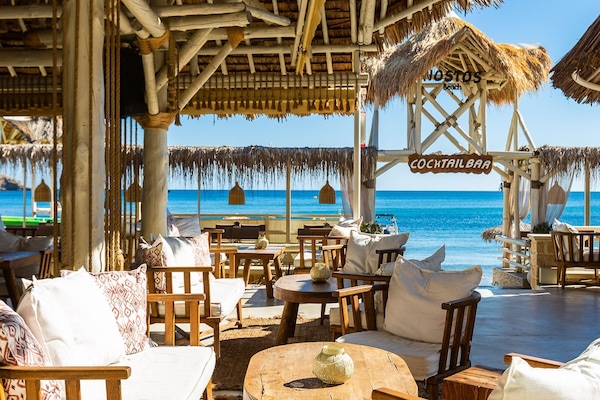 Beach bar