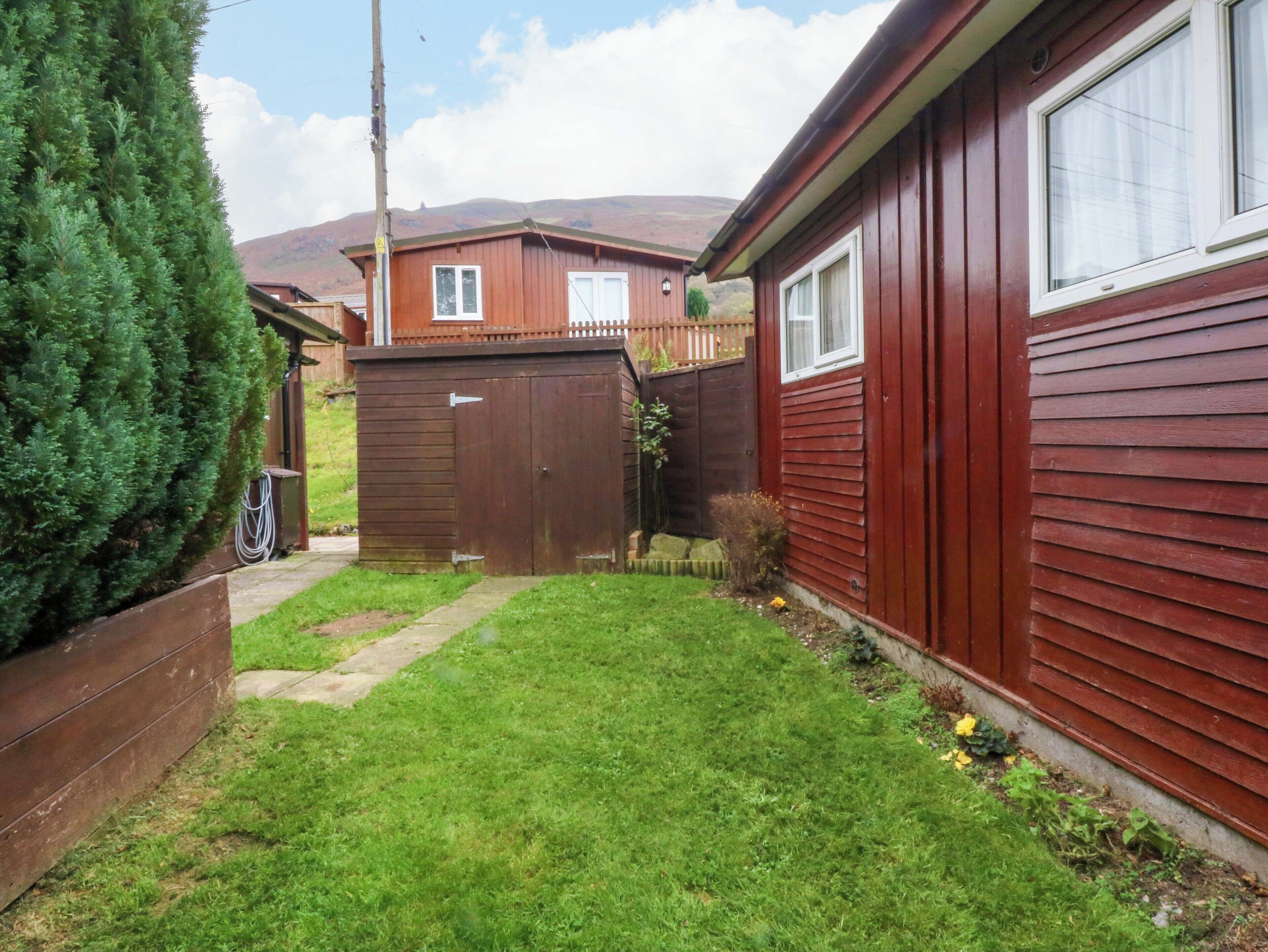 Cottage | Property grounds