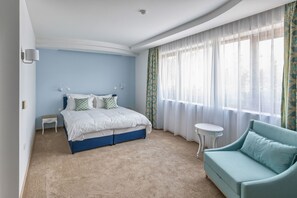 Minibar, in-room safe, desk, blackout curtains - Villa Sintica (Sandanski)