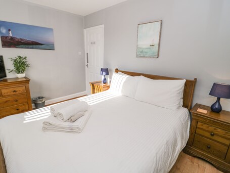 Beach House - Image 21