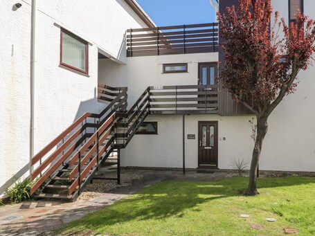 Beach House - Image 19