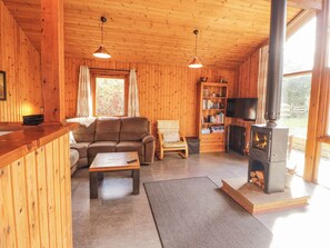 Cottage | Living area - 26 Dukes Meadow (Penrith)