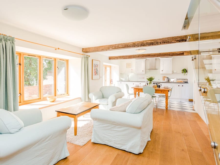 Cottage | Phòng khách | Đầu đĩa DVD