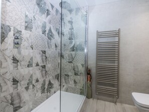 Cottage | Bathroom