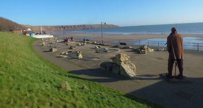 Dotty's Sunshine Cottage