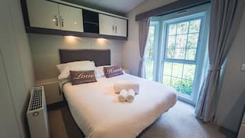 2 bedrooms