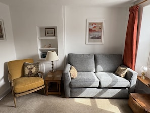 Cottage | Living area | TV, DVD player