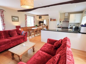 Cottage | Living area