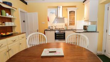 Cottage | Private kitchen