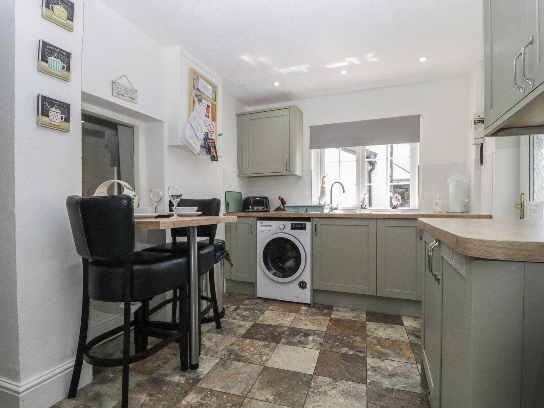 Microwave, stovetop, electric kettle, toaster