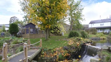 Cottage | Property grounds