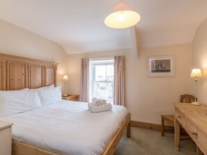 Cottage | 3 bedrooms, individually decorated, individually furnished, free WiFi - Fisherman's Cottage (Seahouses)