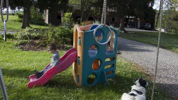 Children's play area - outdoor