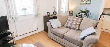 Cottage | Living room | TV, DVD player