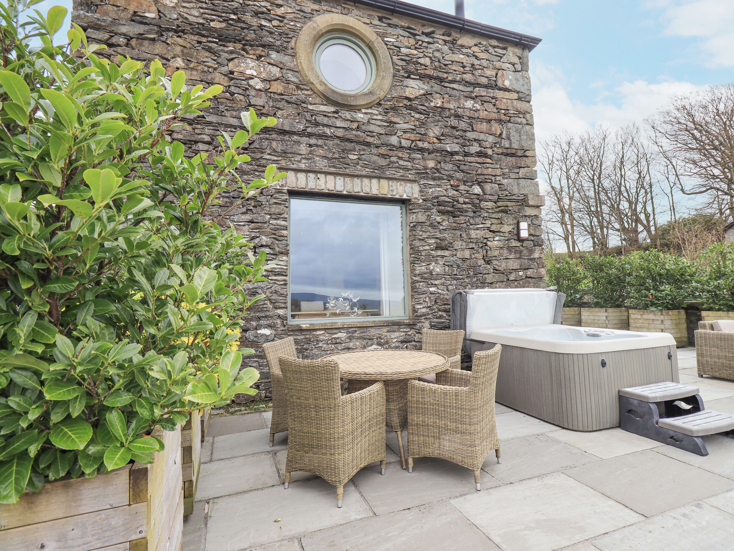 تناول الطعام  بالخارج