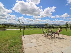 Cottage | Balcony - Valley View (Rhayader)