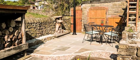 Cottage | Property grounds