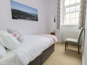 Cottage | 3 bedrooms, individually decorated, individually furnished, free WiFi