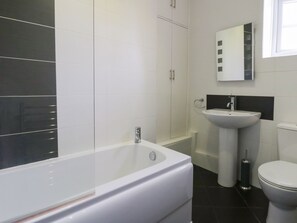 Cottage | Bathroom | Shower