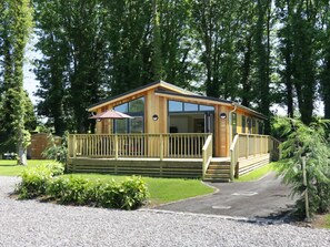 Exterior - Squirrel Lodge (Skipton)