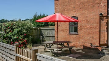 Cottage | Balcony