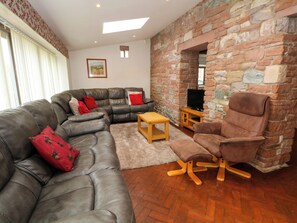 TV - Blencathra Barn (Penrith)