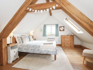 Cottage | Individually decorated, individually furnished, free WiFi