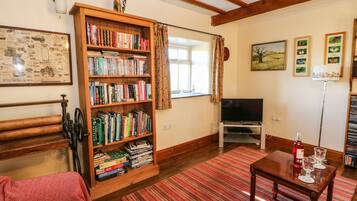 Házikó | Nappali | Tévé