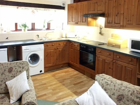 Cottage | Interior