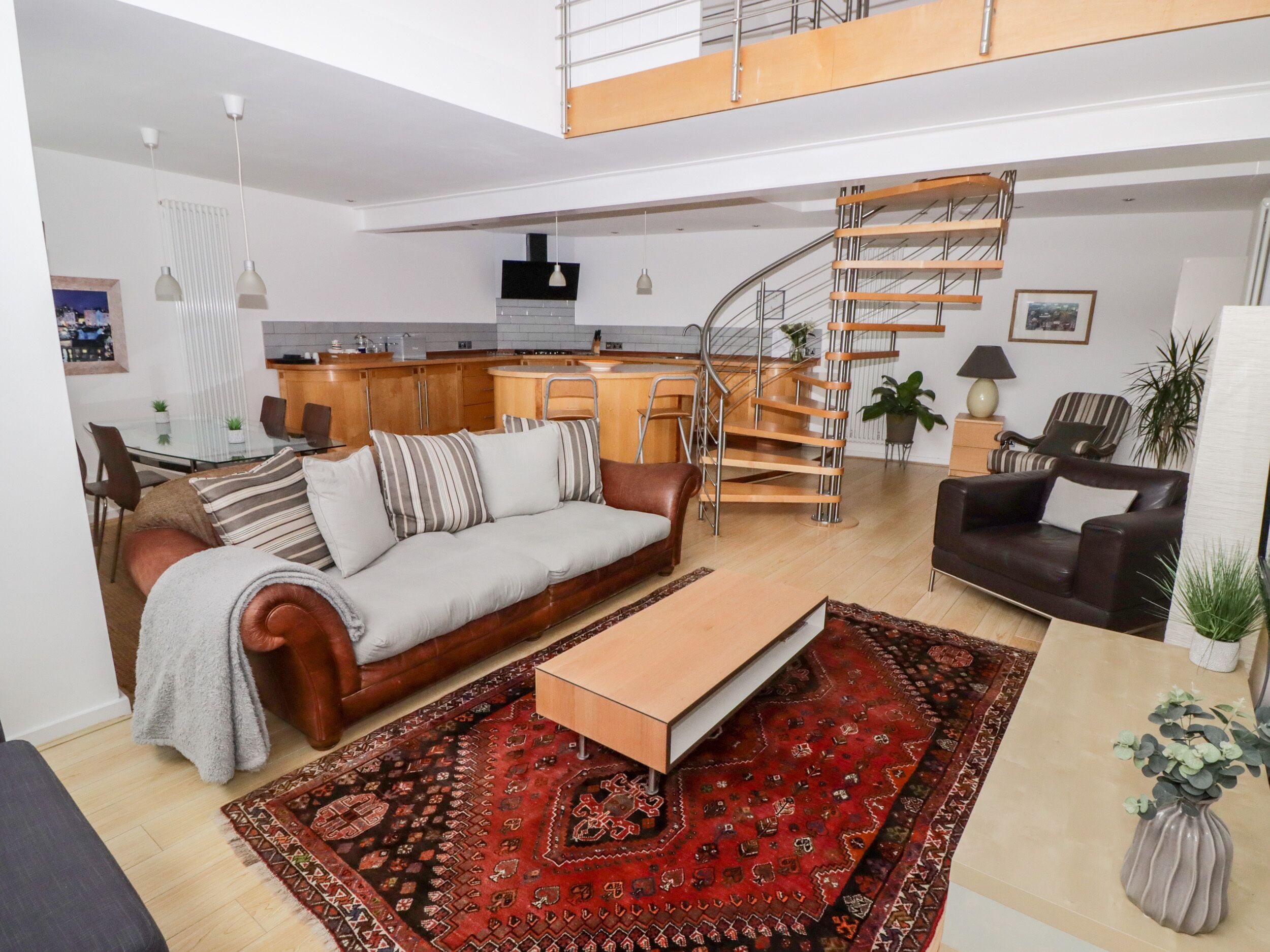 كوخ | المنشأة من الداخل