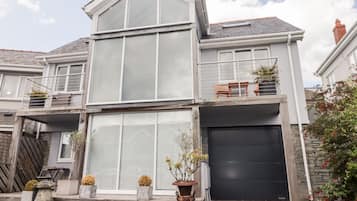 Cottage | Front of property
