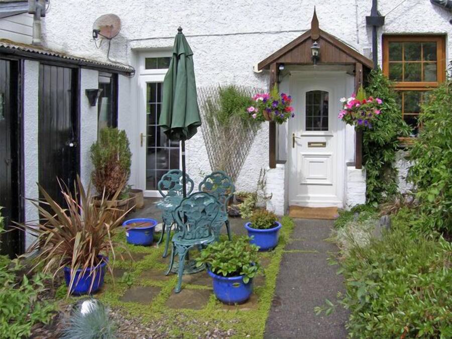 Cottage | Interior