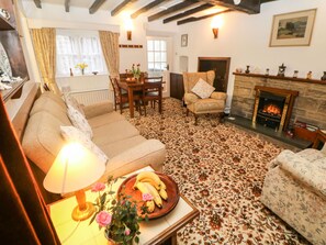 Cottage | Dining - Sycamore Cottage (Hope Valley)