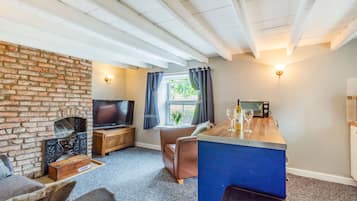 Cottage | Interior