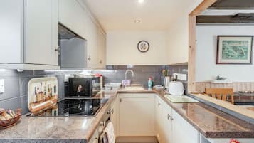 Cottage | Interior