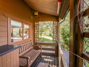 Cottage | Interior - The Log Cabin (Oban)