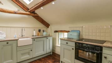 Cottage | Interior