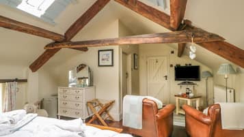 Cottage | Interior