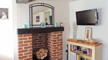 Cottage | Interior